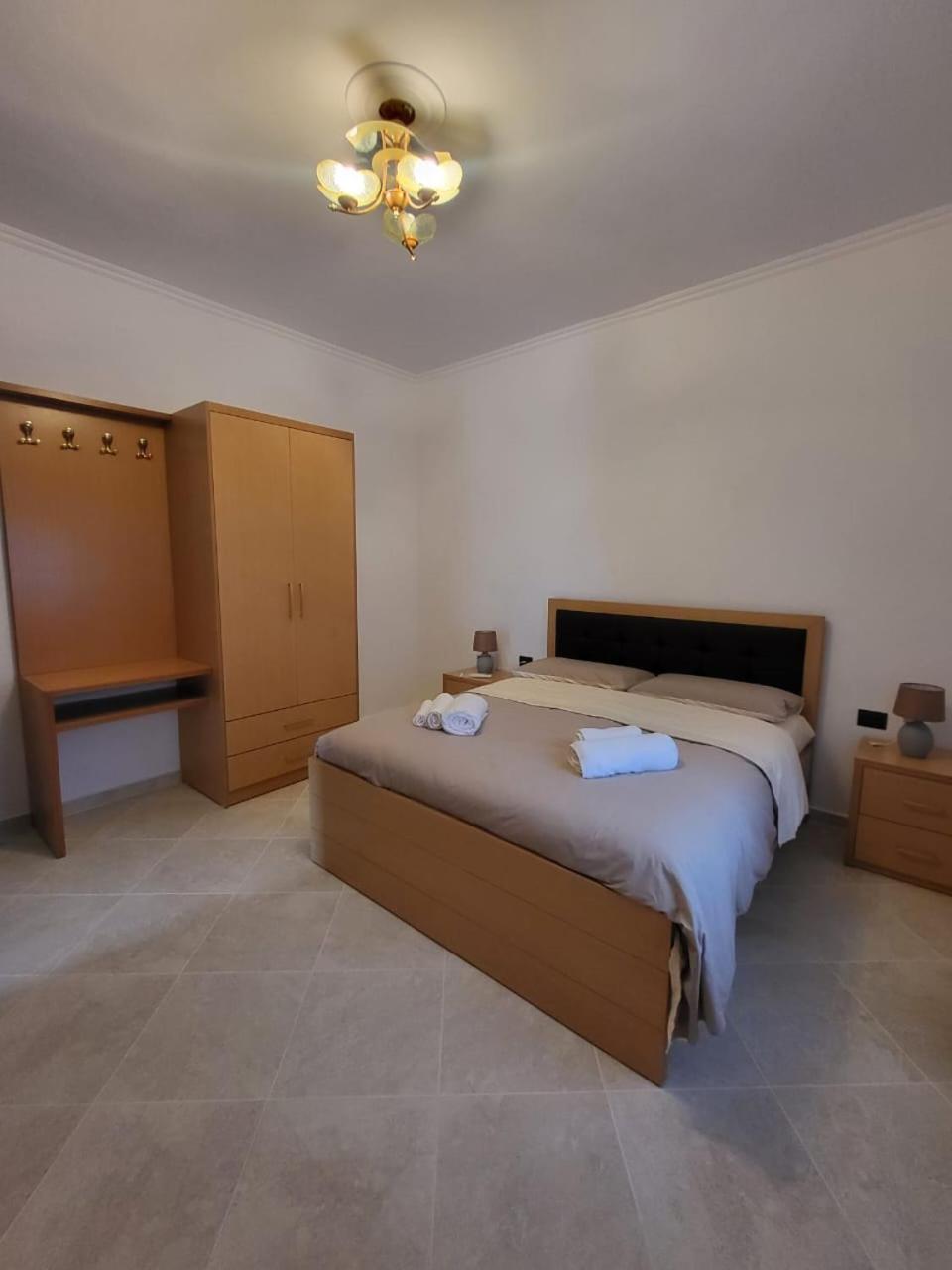 Vokopola Homestay