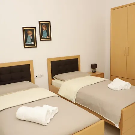 Vila Vokopola Berat Exterior foto